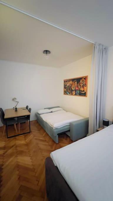 Apartman II Centrum Praha Esterno foto